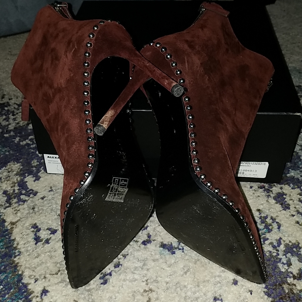 Boots - Picture 4 of 5